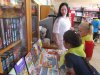 Воспитанники школьных лагерей посетили библиотеки с экскурсией